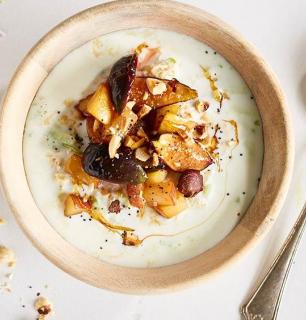 bircher muesli with fig and pear